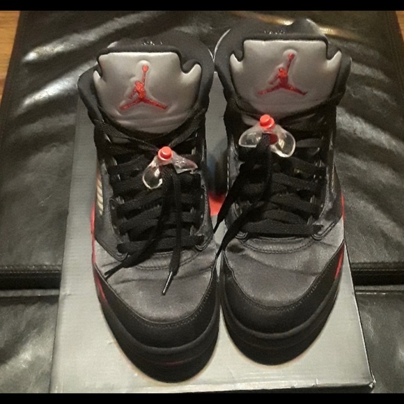 Jordan 5s - Picture 3 of 7